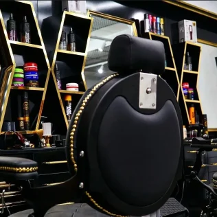 golden uomo barber 8