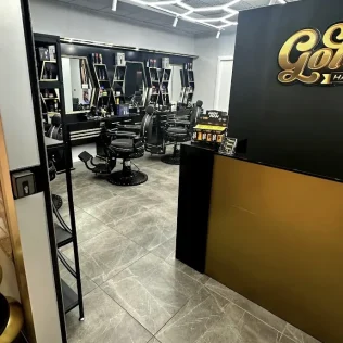 golden uomo barber 9